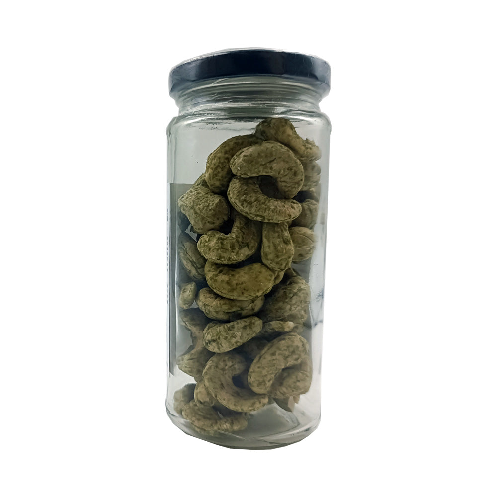 Green Chilli Flavoured Cashew Nuts by Avadata Organics – Bold, spicy, and perfect for healthy snacking."