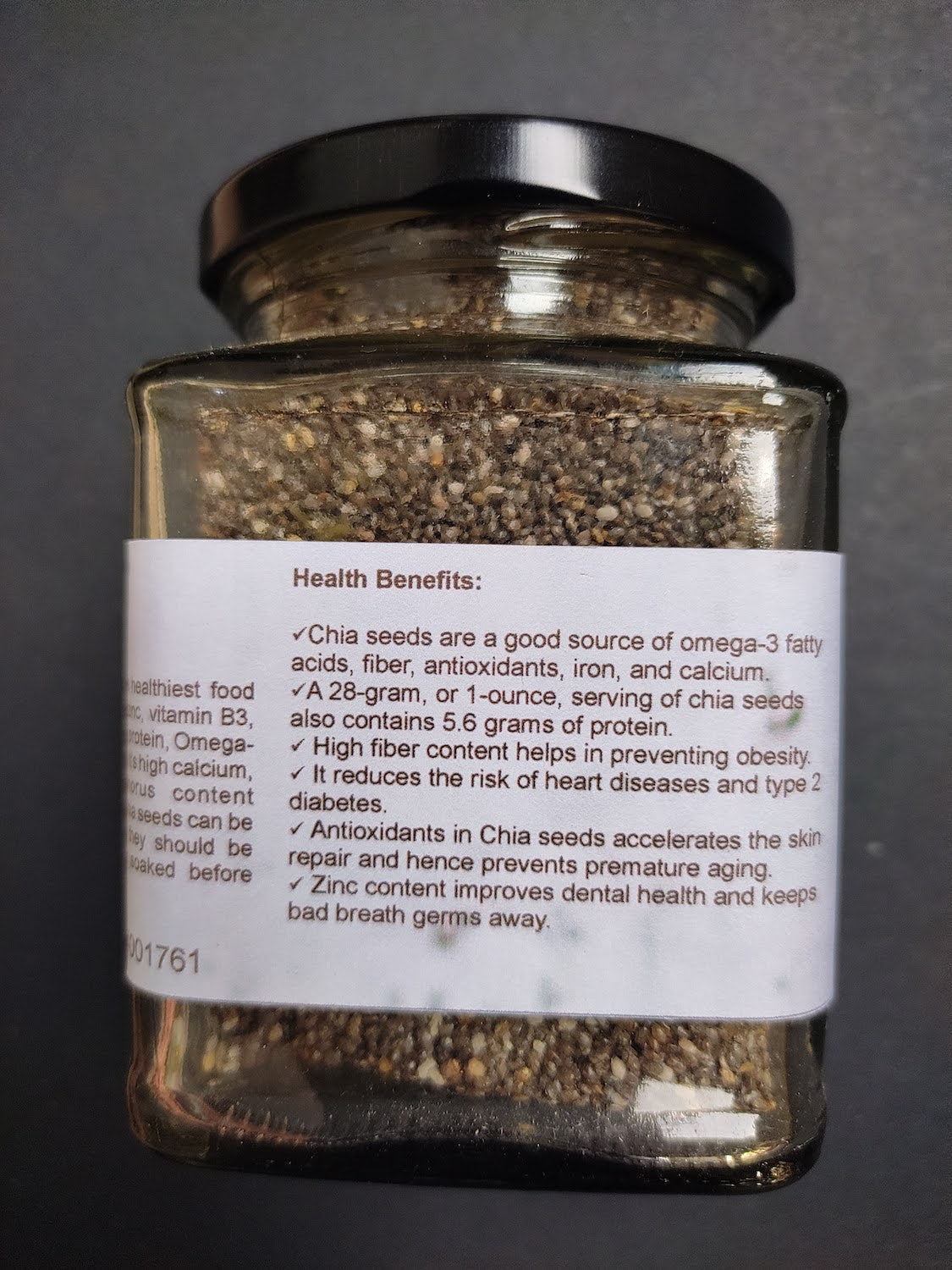 Avadata Organics Raw Chia Seeds – Superfood rich in omega-3, fiber & protein for heart health & digestion.