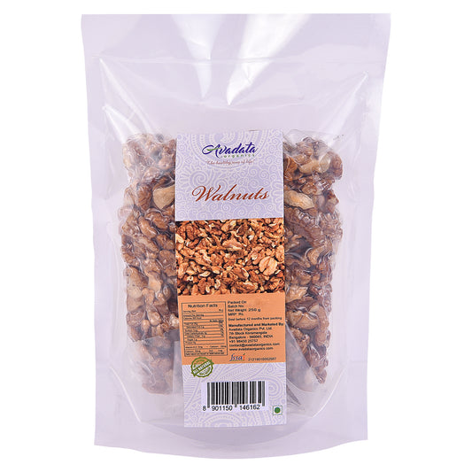 Avadata Organics Walnuts – Omega-3-rich superfood for brain health, heart support & sustained energy.
